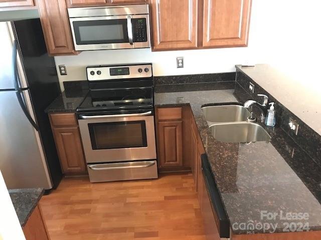 Property image 2 at 1348 Green Oaks Lane, Charlotte, NC 28205