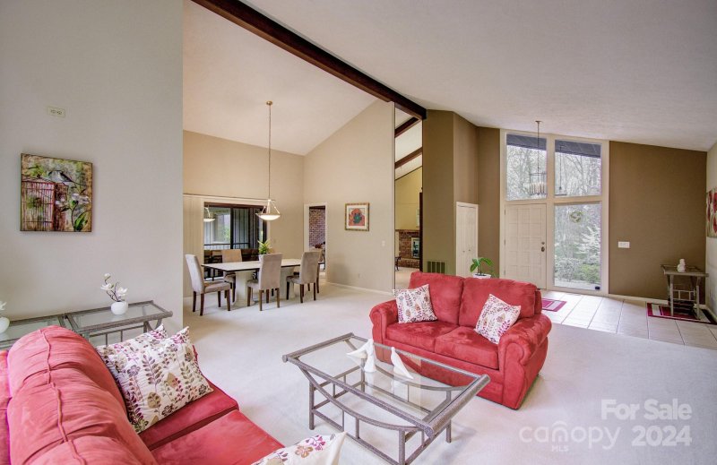 Property image 4 at 3015 Chestnut Tree Road, Hendersonville, NC 28792