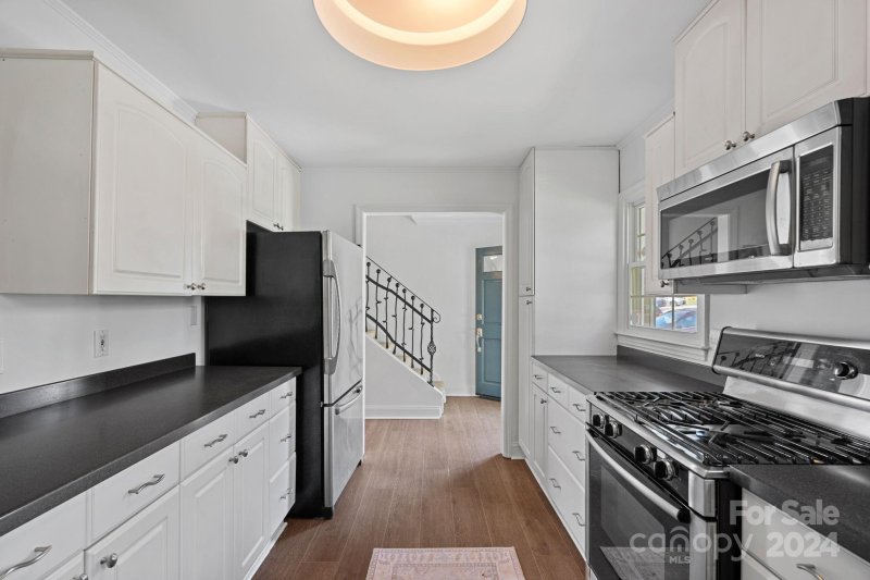 Property image 4 at 8350 Knights Bridge Road, Charlotte, NC 28210