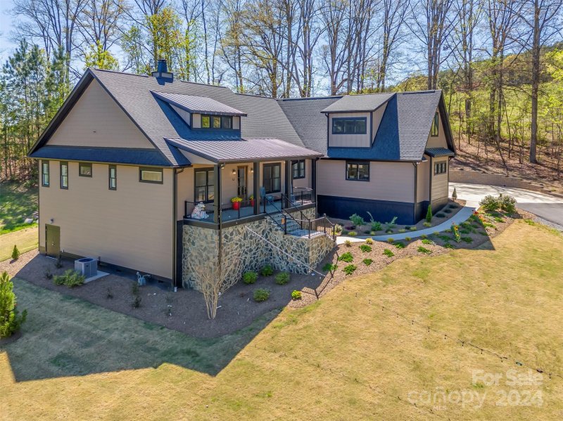 Property image 2 at 61 Taddington Circle, Columbus, NC 28722