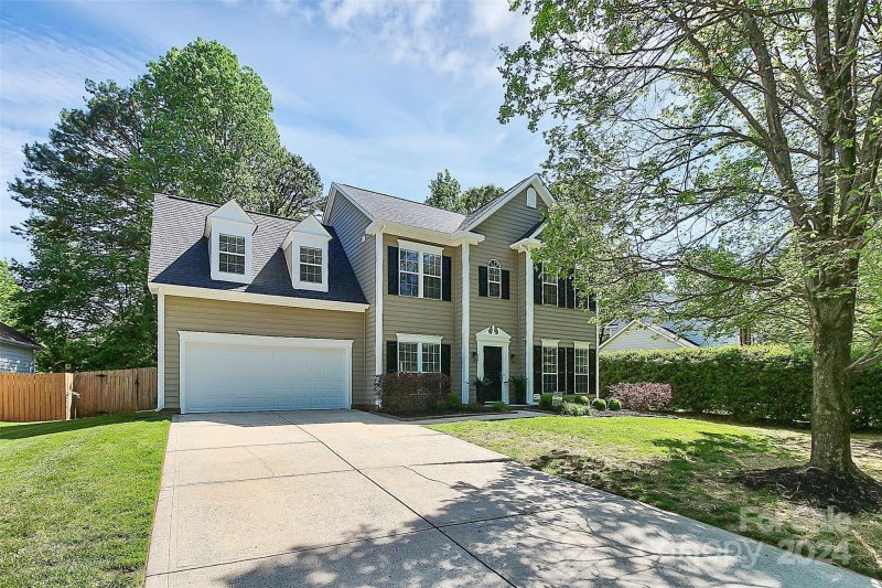 Property image 2 at 13702 Damson Drive, Huntersville, NC 28078