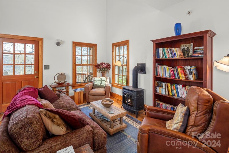 Property image 4 at 31 Tumblestone Drive, Hendersonville, NC 28792