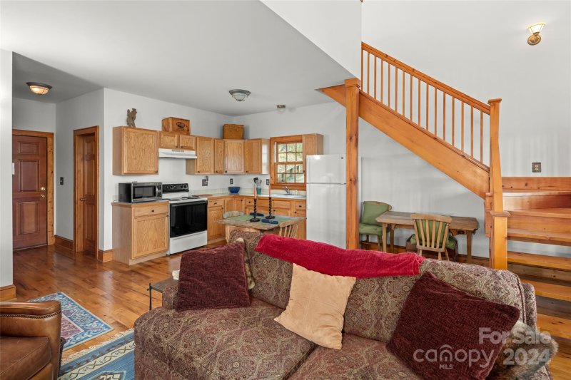 Property image 5 at 31 Tumblestone Drive, Hendersonville, NC 28792