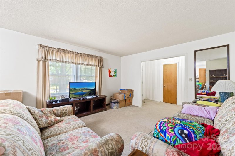 Property image 4 at 2510 O Hara Drive, Charlotte, NC 28273