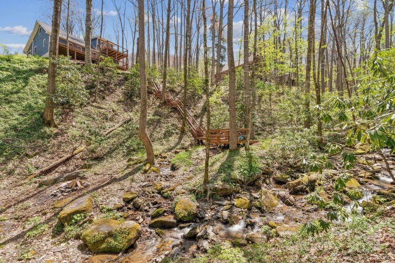 Property image 3 at 52 Treanors Place, Maggie Valley, NC 28751