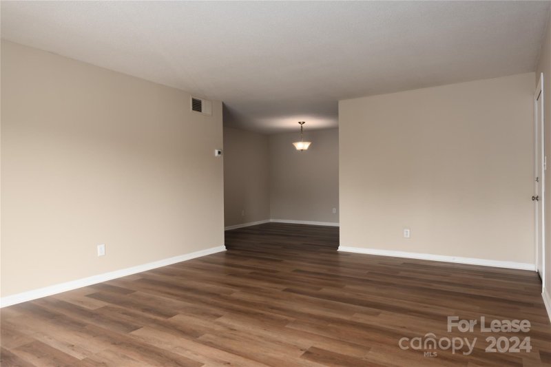 Property image 4 at 4736 Hedgemore Drive, Charlotte, NC 28209