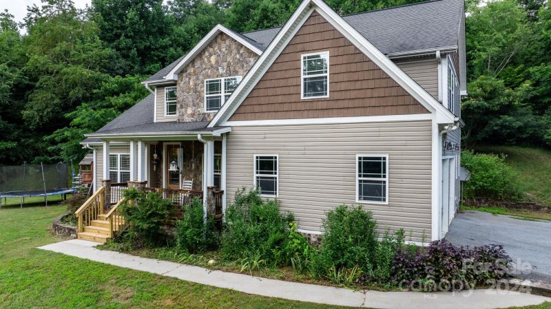 Property image 3 at 30 Glenhaven Drive, Marion, NC 28752