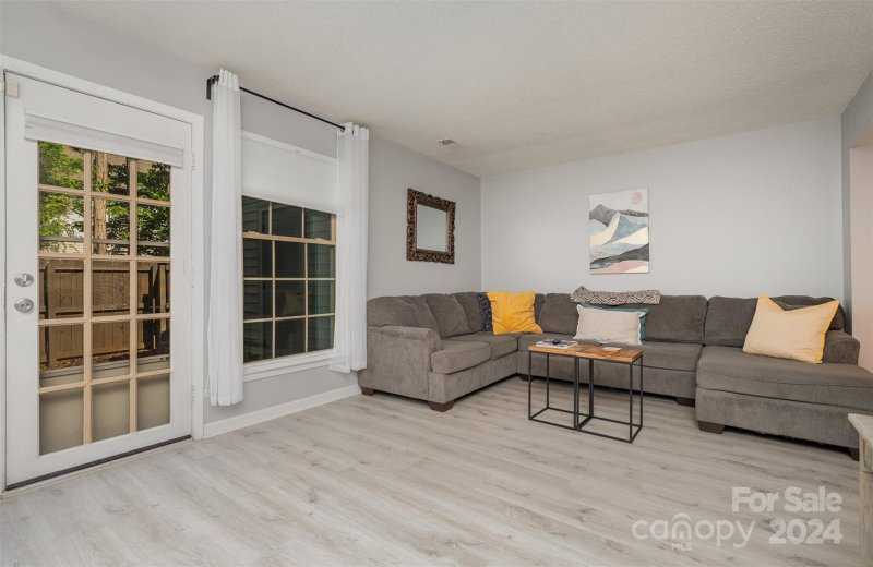 Property image 5 at 8343 Knights Bridge Road, Charlotte, NC 28210