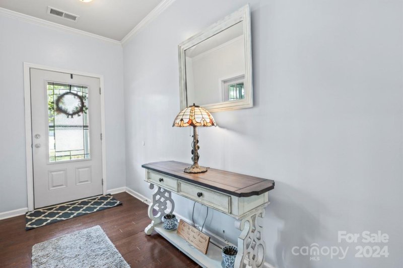 Property image 4 at 10682 Sapphire Trail, Davidson, NC 28036