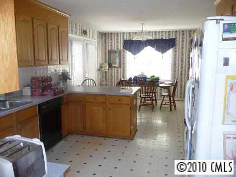 Property image 4 at 71 Sienna Drive, Hickory, NC 28601