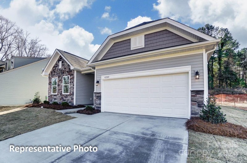 Property image 2 at 111 S Dunlavin Way, Mooresville, NC 28115