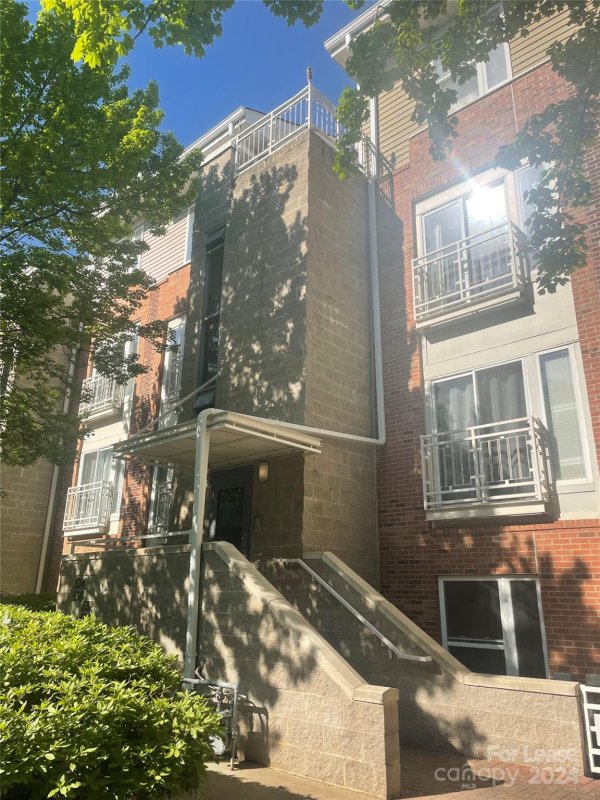 532 Donatello Avenue