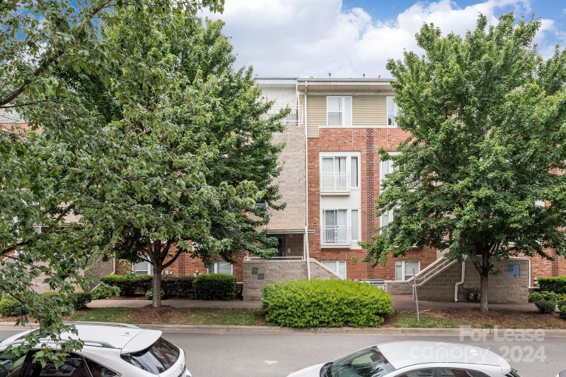 Property image 2 at 532 Donatello Avenue, Charlotte, NC 28205