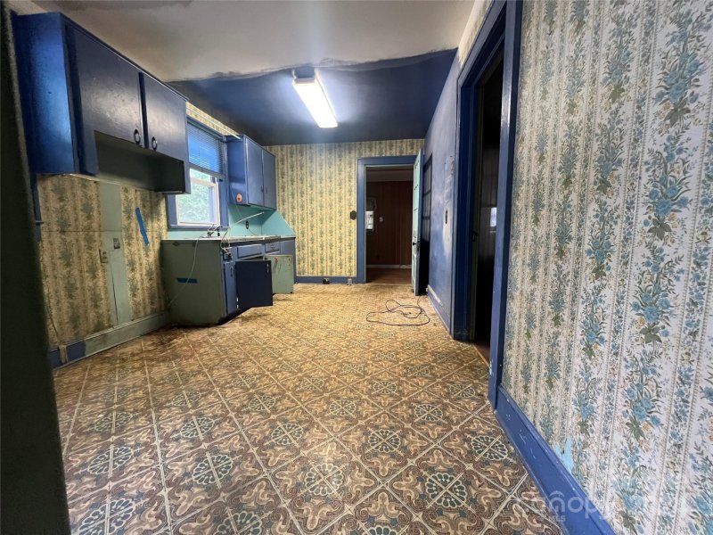 Property image 4 at 1925 Grier Avenue, Charlotte, NC 28216