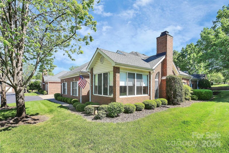 Property image 2 at 8331 Olde Troon Drive, Charlotte, NC 28277