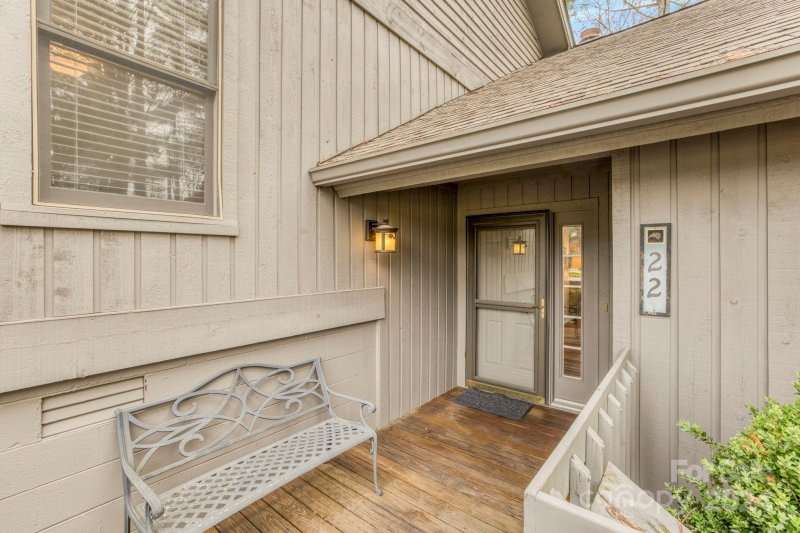 Property image 4 at 22 Racquet Club Villas Drive, Sapphire, NC 28774