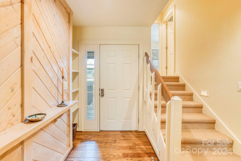 Property image 5 at 22 Racquet Club Villas Drive, Sapphire, NC 28774