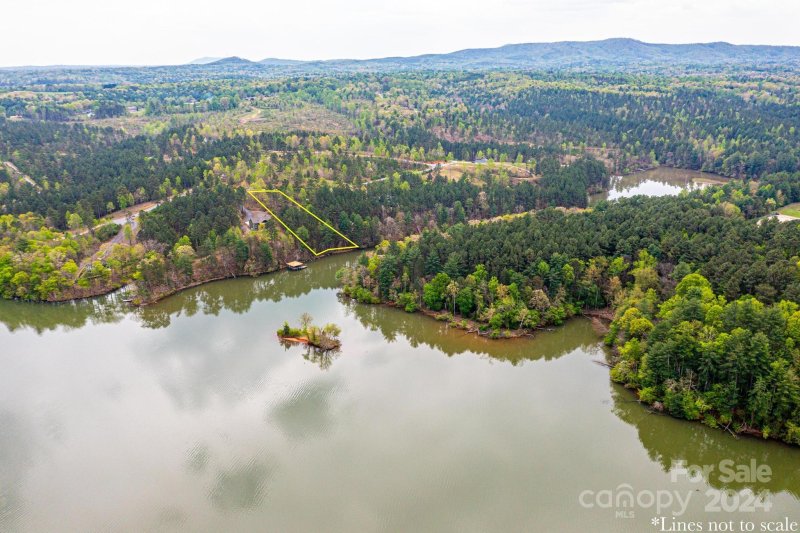 Property image 3 at 2147 Island View Lane, Connelly Springs, NC 28612