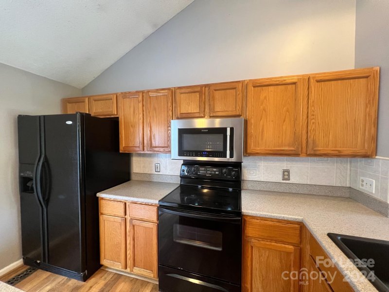 Property image 5 at 121 Driftwood Drive, Mooresville, NC 28117