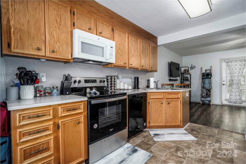 Property image 4 at 3388 White Oak Court, Claremont, NC 28610