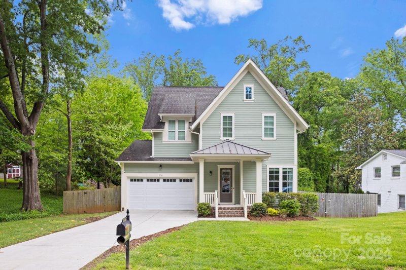 Property image 3 at 1701 Flynnwood Drive, Charlotte, NC 28205