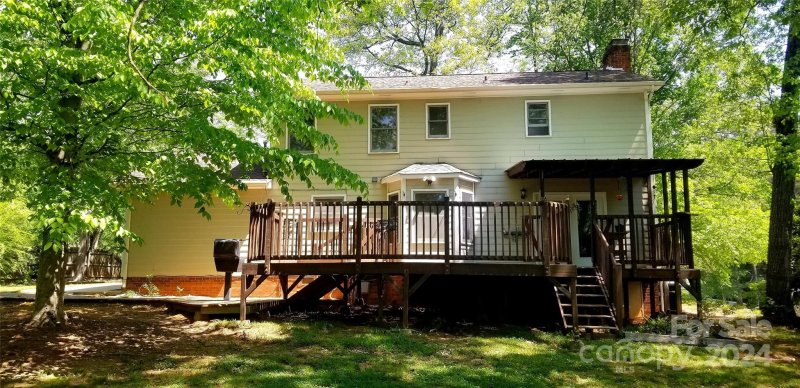 Property image 4 at 207 Woodridge Drive, Belmont, NC 28012