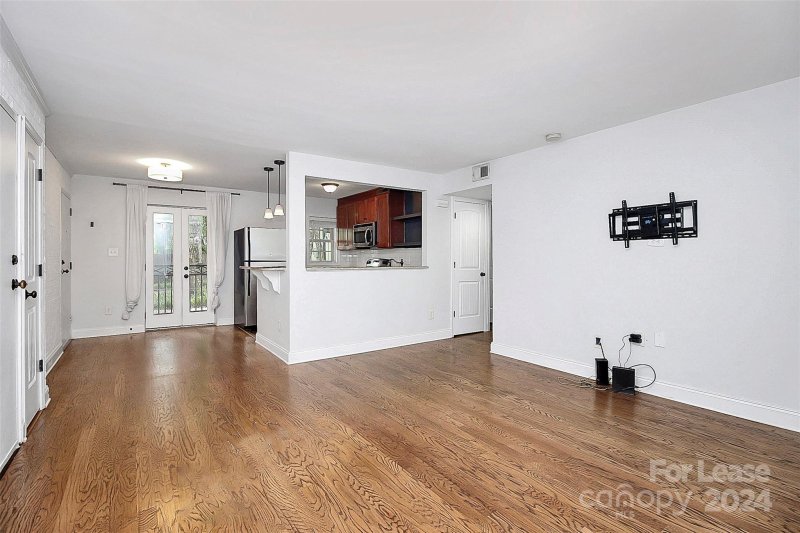 Property image 4 at 4921 Park Road, Charlotte, NC 28209