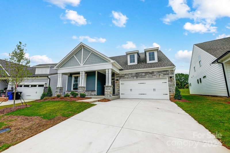 Property image 2 at 107 S Dunlavin Way, Mooresville, NC 28115