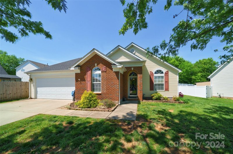 4994 Astonshire Lane