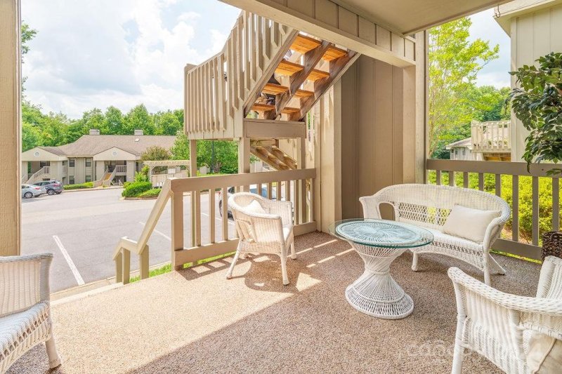 Property image 2 at 1403 Abbey Circle, Asheville, NC 28805