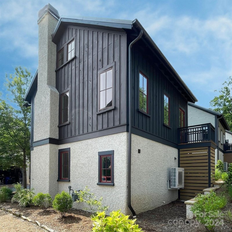 Property image 3 at 5 Fay Jones Lane, Black Mountain, NC 28711