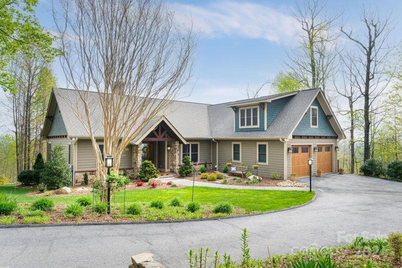 Property image 5 at 558 Falkirk Way, Zirconia, NC 28790