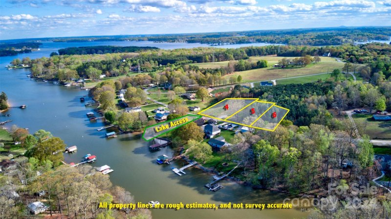 Property image 3 of 4271 Candlewood Drive in Cypress Farms, Sherrills Ford, NC 28673