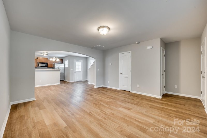 Property image 5 at 213 Ravenridge Court, Charlotte, NC 28216