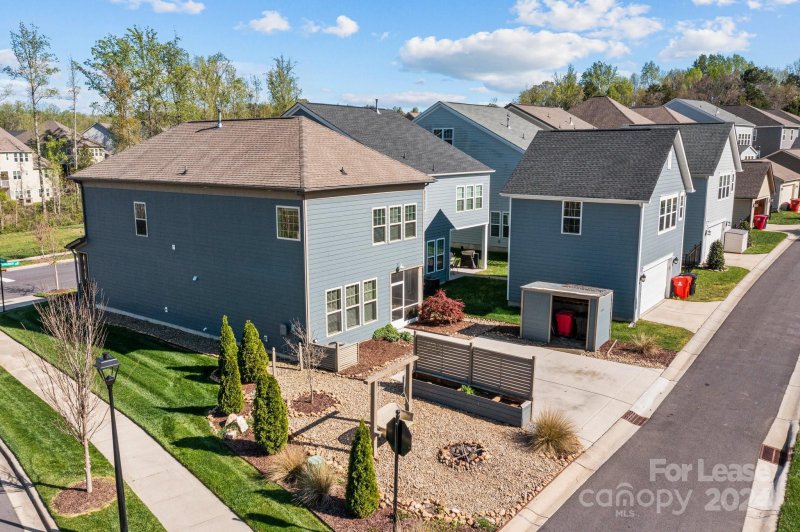 Property image 4 at 15535 Laverack Lane, Davidson, NC 28036