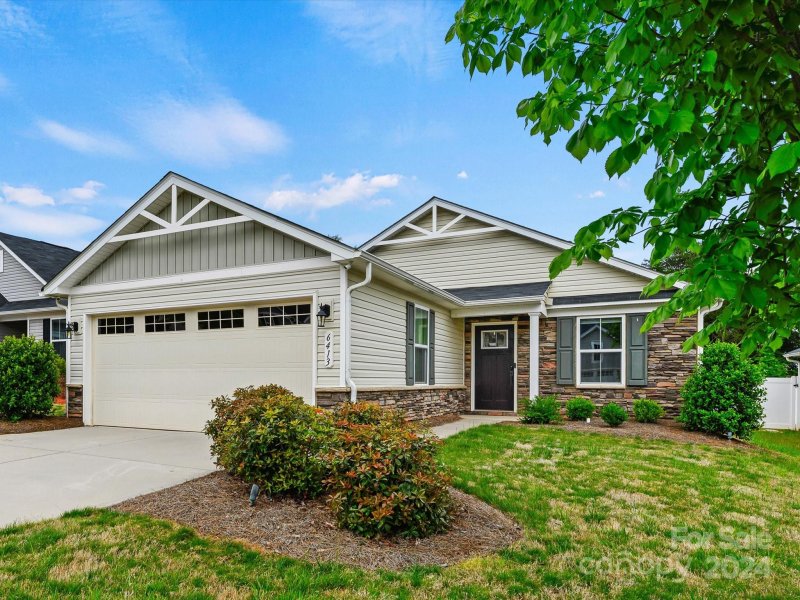 Property image 2 at 6413 Brawley Ann Drive, Charlotte, NC 28215