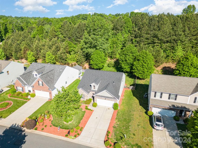 Property image 2 at 1660 Beleek Ridge Lane, Lake Wylie, SC 29710
