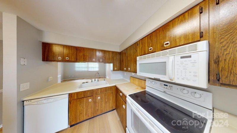 Property image 4 at 7344 Pebblestone Drive, Charlotte, NC 28212