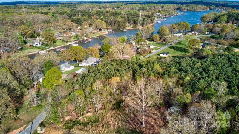 Property image 2 at 4229 Candlewood Drive, Sherrills Ford, NC 28673