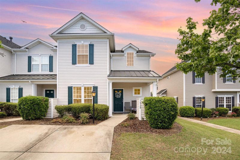 14738 Lions Pride Court