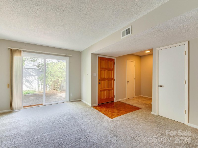 Property image 4 at 7115 Stonington Lane, Charlotte, NC 28227