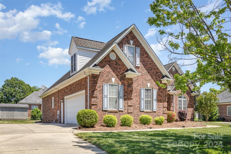 Property image 3 at 720 Double Eagle Street, Concord, NC 28027