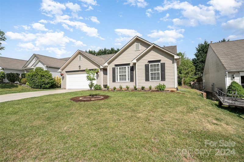 Property image 3 at 2937 Deep Cove Drive, Concord, NC 28027