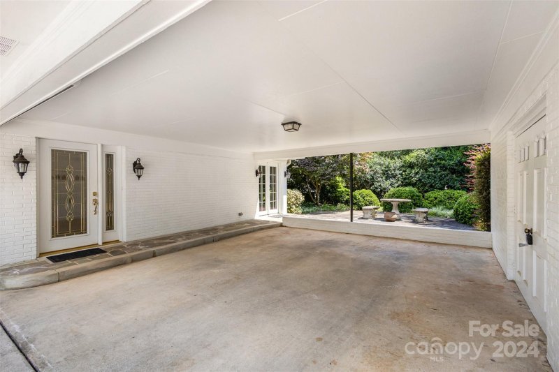 Property image 4 at 3524 Highview Road, Charlotte, NC 28210