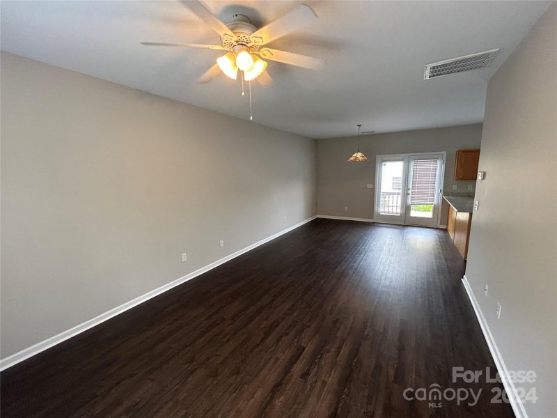 Property image 4 at 129 Morehouse Avenue, Mooresville, NC 28117