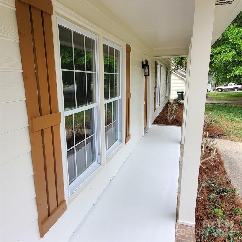 Property image 2 at 657 Tryon Place, Gastonia, NC 28054