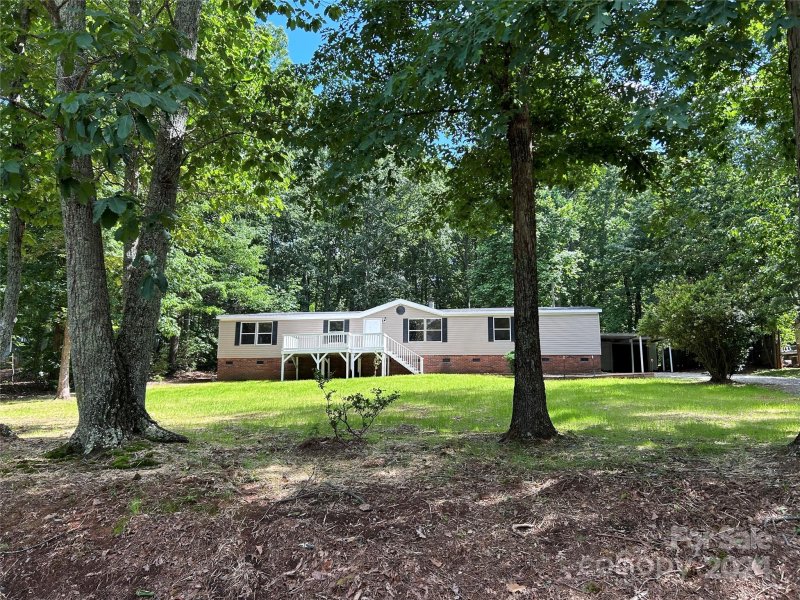 Property image 4 at 5027 Sierra Drive, Maiden, NC 28650