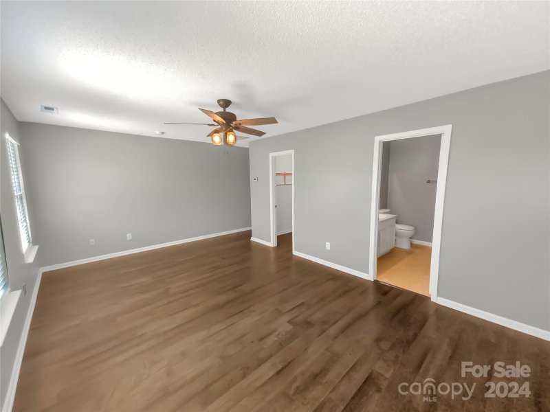 Property image 5 at 945 Anchor Way, Kannapolis, NC 28083