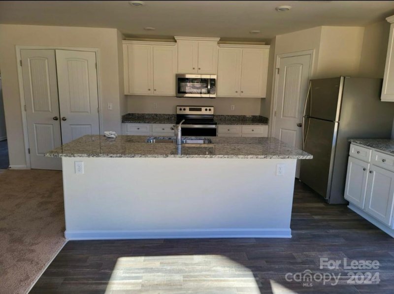 Property image 2 at 565 Belcaro Drive, Kings Mountain, NC 28086