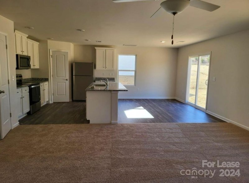 Property image 3 at 565 Belcaro Drive, Kings Mountain, NC 28086